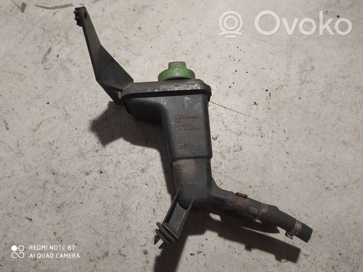 Volkswagen PASSAT B5.5 Réservoir de liquide de direction assistée 3B0422371