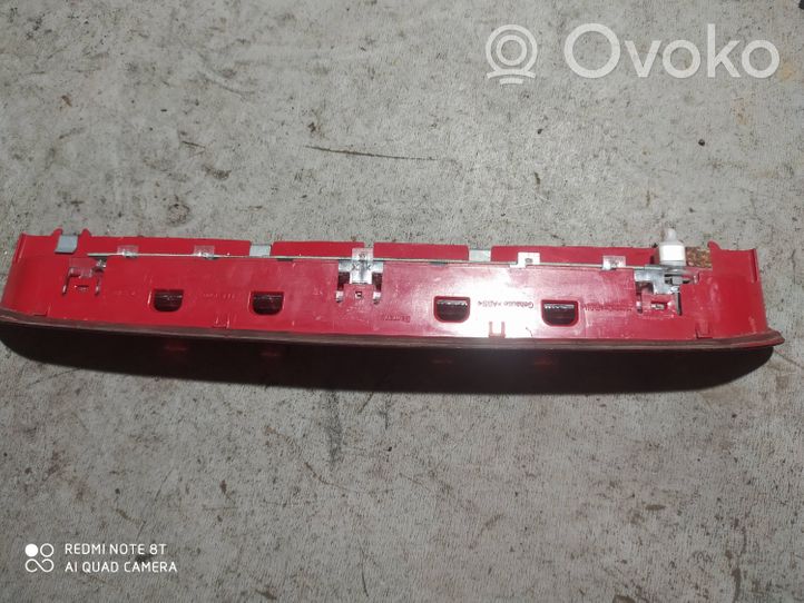 Volkswagen Touran II Luce d’arresto centrale/supplementare 1T0945087