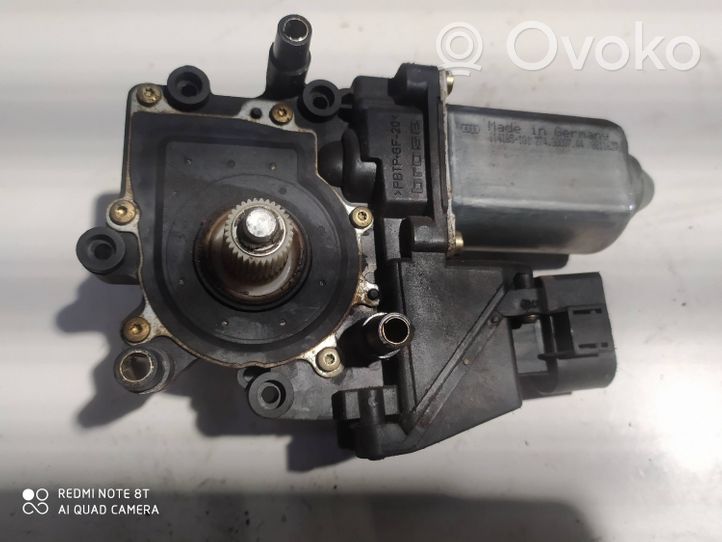 Audi A4 S4 B5 8D Varikliukas priekinio langų pakėlėjo 8D0959801D