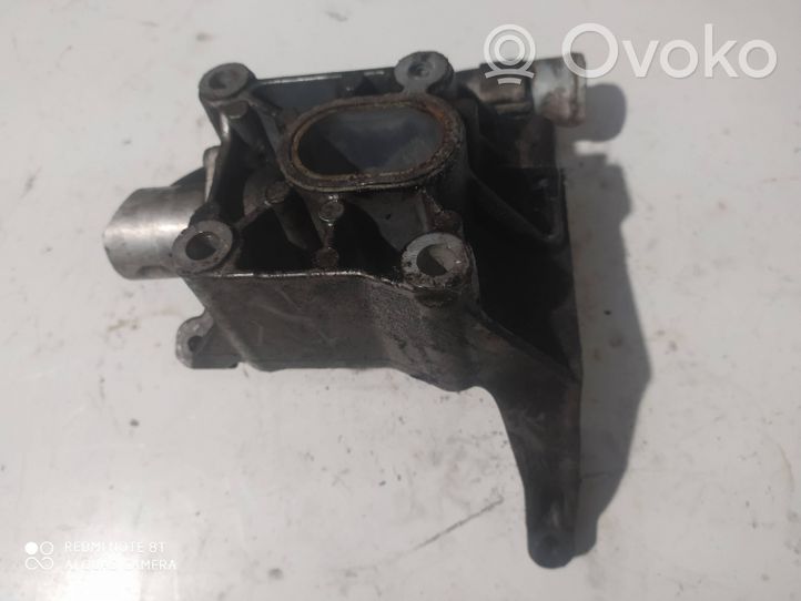 Audi A6 S6 C7 4G Uchwyt / Mocowanie sprężarki klimatyzacji 059145169AN