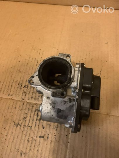 Volkswagen PASSAT B7 EGR valve VASV29007935