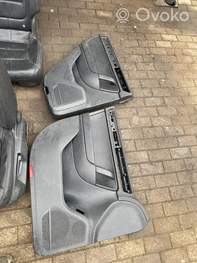 Volkswagen Touareg II Seat set 