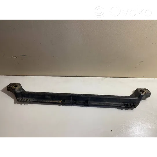 Volkswagen Touareg II Pannello di fondo di supporto del radiatore 7P0805551