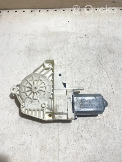 Audi A6 S6 C6 4F Motorino alzacristalli della portiera anteriore 8K0959801A