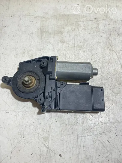 Volkswagen PASSAT B5 Fensterhebermotor Tür vorne 3B4837751