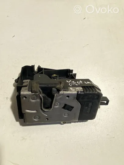 Opel Vectra C Front door lock 13210769