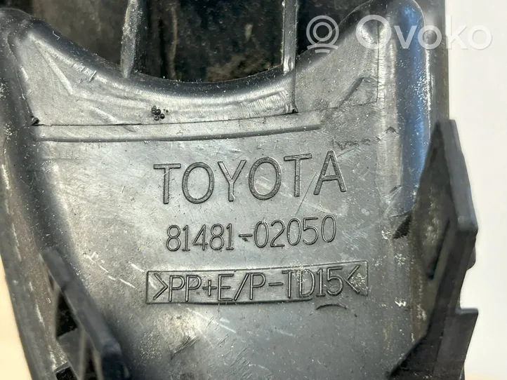 Toyota Auris 150 Krata halogenu 8148102050