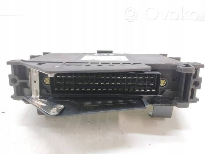 Volkswagen PASSAT B4 Calculateur moteur ECU 1H0907379D