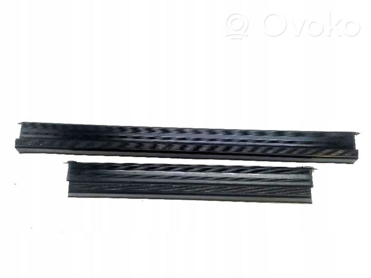 Mercedes-Benz 190 W201 Foot area side trim 