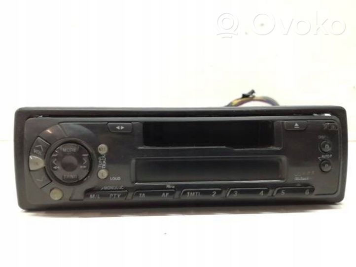 Volkswagen Golf III Unità principale autoradio/CD/DVD/GPS KASETA E0NPTYC