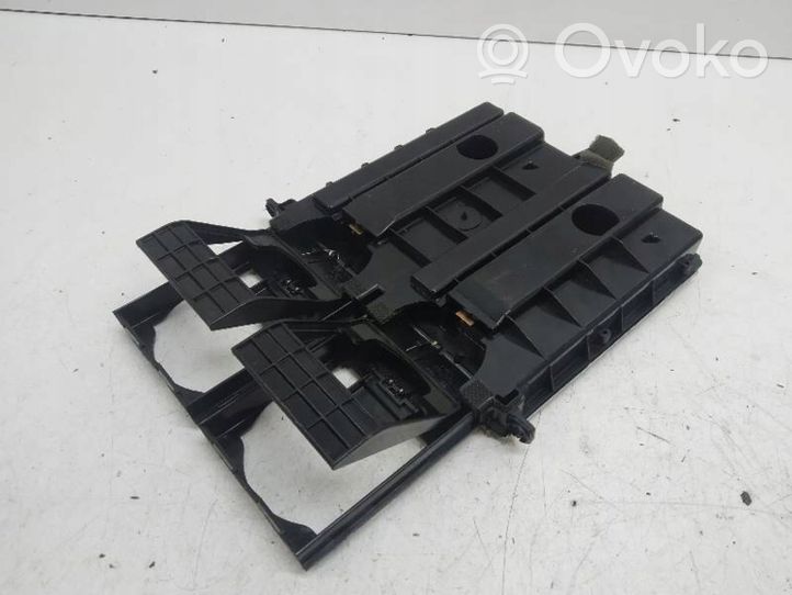 Hyundai Accent Other interior part U010673800