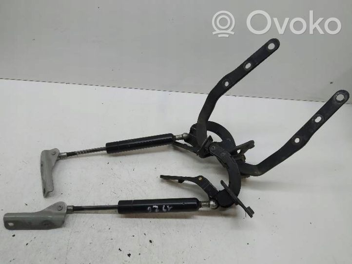 Volvo XC70 Support de levage de hayon 30674494