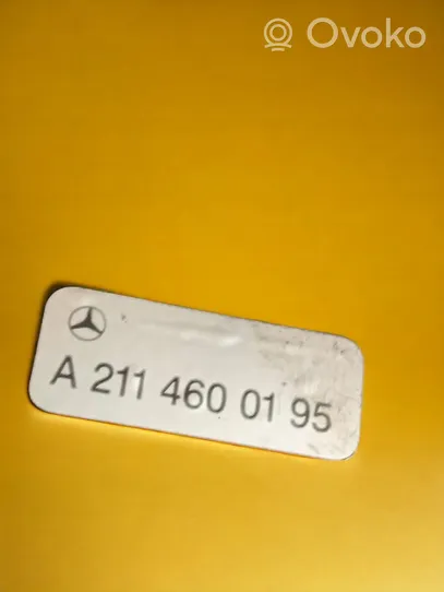 Mercedes-Benz CLS C219 Elementy poszycia kolumny kierowniczej 2114600195