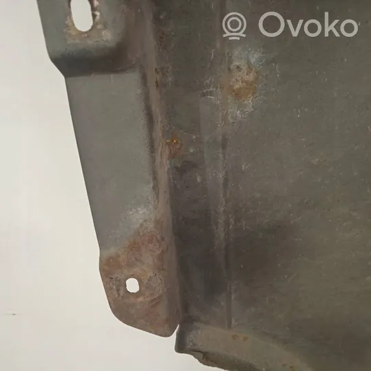 Volvo 740 Błotnik przedni 