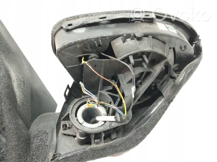 Opel Insignia B Elektryczne lusterko boczne drzwi przednich 39075347U