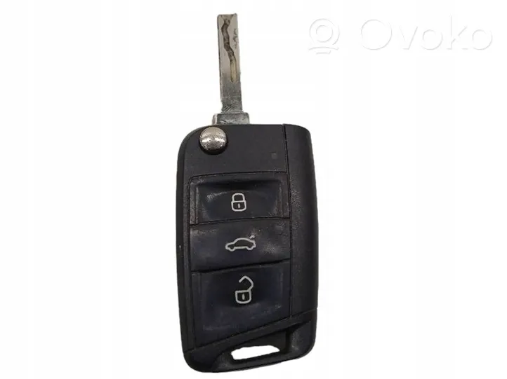 Volkswagen Polo V 6R Ignition key/card 