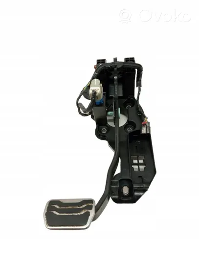 Ford Fusion II Brake pedal 