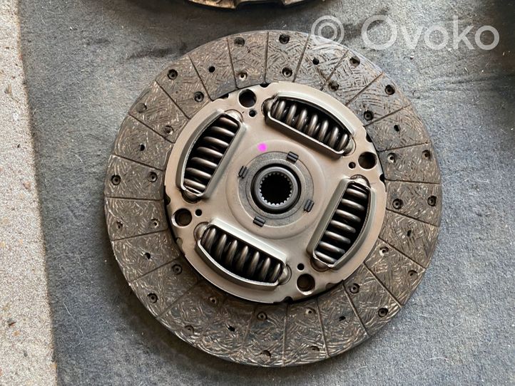 Nissan Navara D23 Clutch set kit 4JA0A