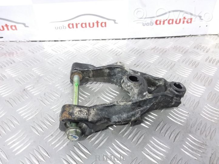 Honda CR-V Gearbox mounting bracket 