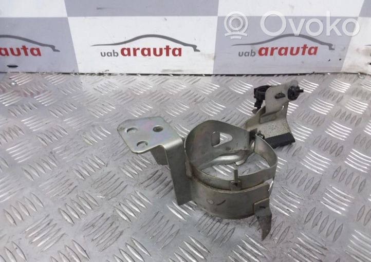 Nissan Qashqai Staffa/supporto di montaggio del filtro carburante 