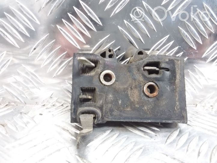 Audi 80 90 B3 Serrure de porte avant 893837016C