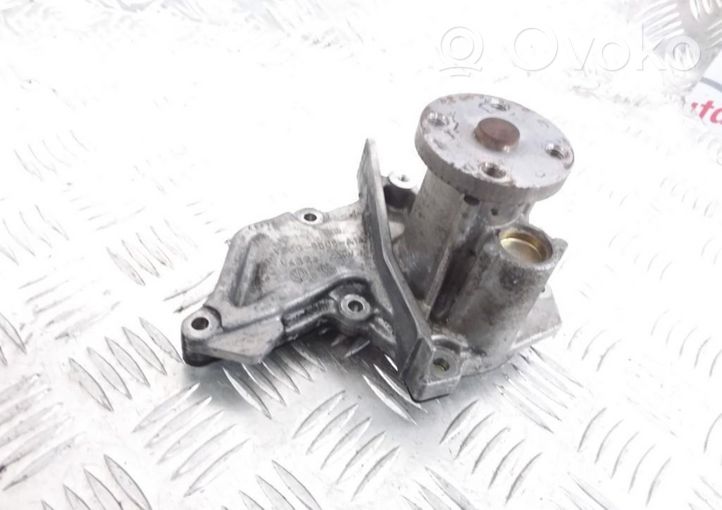 Ford Fiesta Bomba de agua YS6G8505A1A