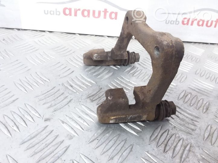 Volkswagen Golf V Support d'étrier arrière 85811