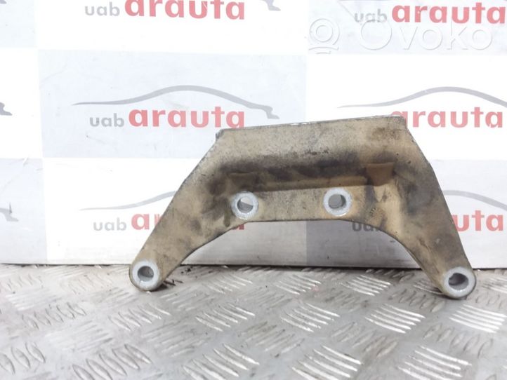 Volvo S80 Supporto di montaggio scatola del cambio 6G927M125BB