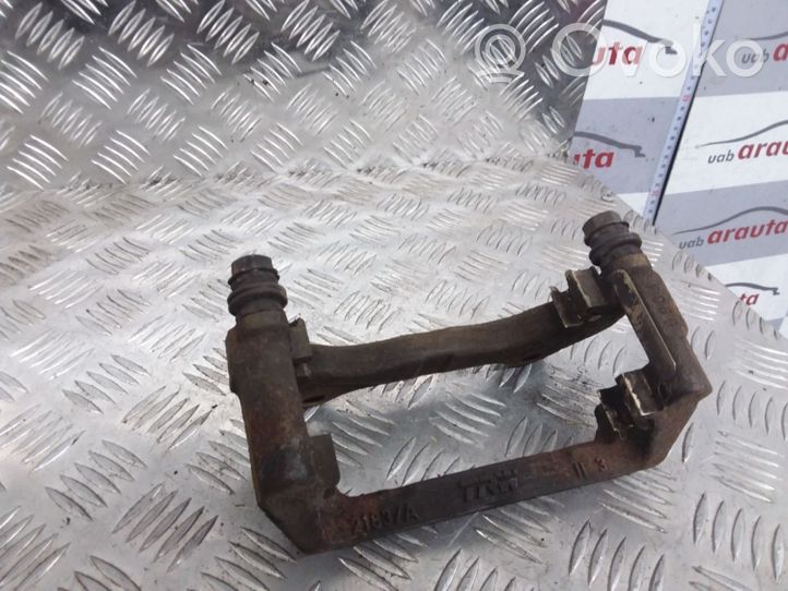 Fiat Croma Plaquette / support d'étrier avant 2183A