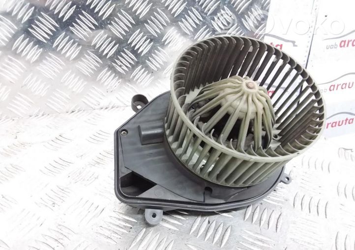 Audi A4 S4 B5 8D Ventola riscaldamento/ventilatore abitacolo 740221233F