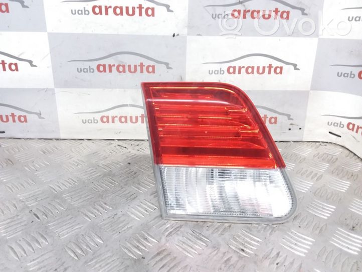 Toyota Avensis T270 Tailgate rear/tail lights 8159005130