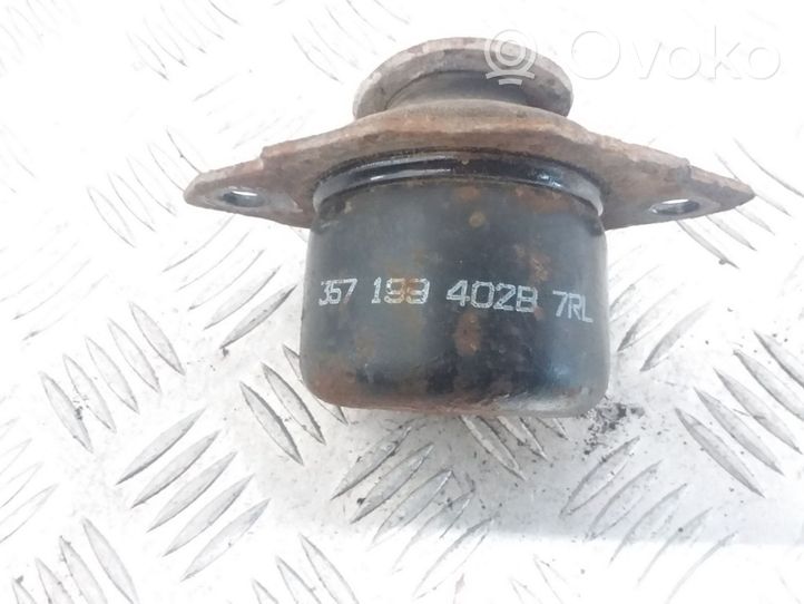 Volkswagen Golf III Supporto della scatola del cambio 357199402B