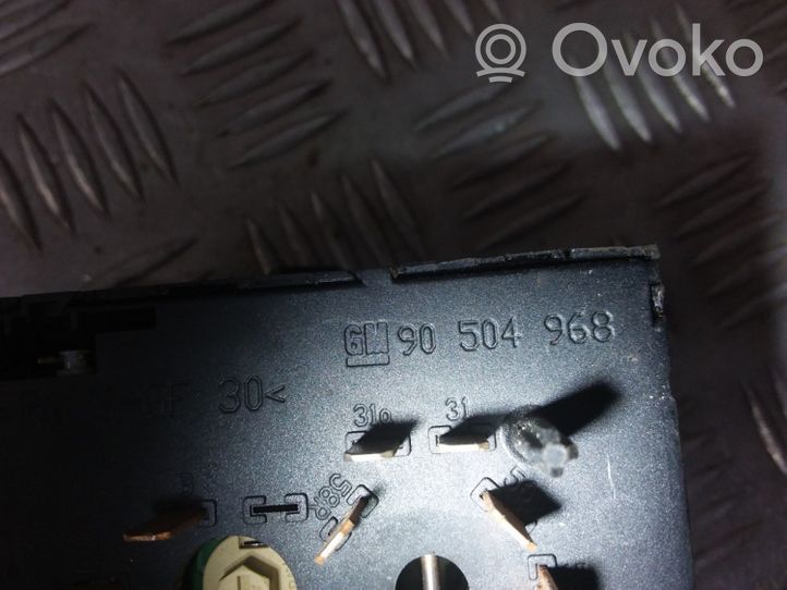 Opel Vectra B Przełącznik świateł 90504968