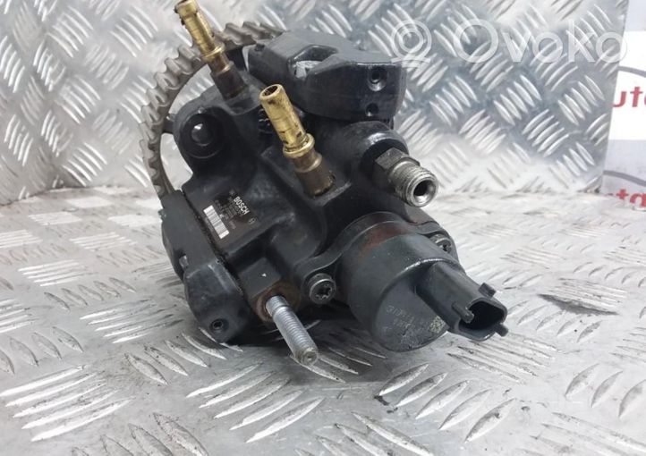 Renault Scenic I Fuel injection high pressure pump 7700111010