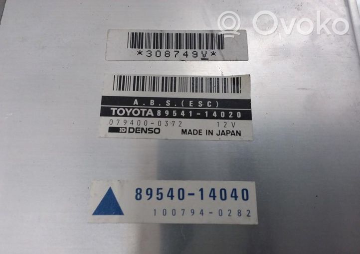 Toyota Supra A70 ABS-ohjainlaite/moduuli 8954014040