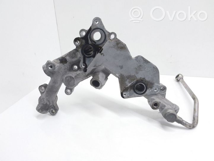 Toyota RAV 4 (XA40) Supporto di montaggio del filtro dell’olio 130410