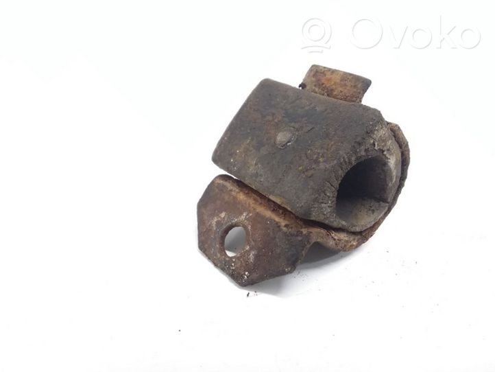 BMW 5 E28 Supporto per boccola della barra antirollio, anteriore 