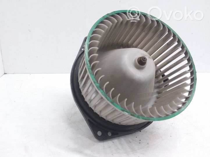 Nissan Sunny Soplador/ventilador calefacción 2722081N00