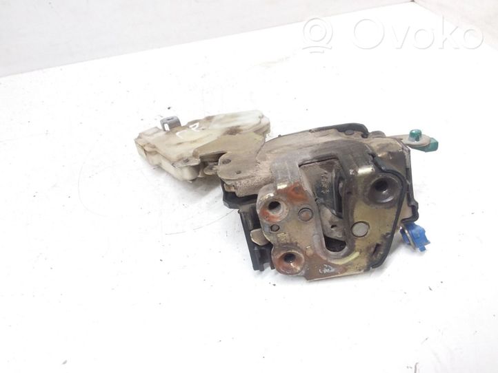 Nissan Almera N16 Etuoven lukko 8055261086