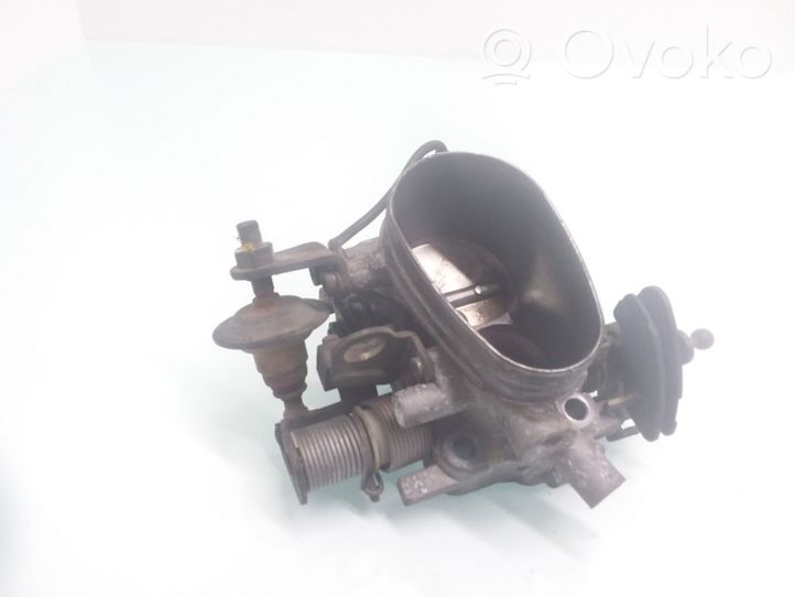 Audi 80 90 B3 Droselinė sklendė 324053063A