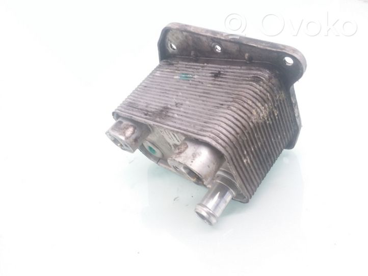 Mercedes-Benz C W203 Support de filtre à huile A6111880501