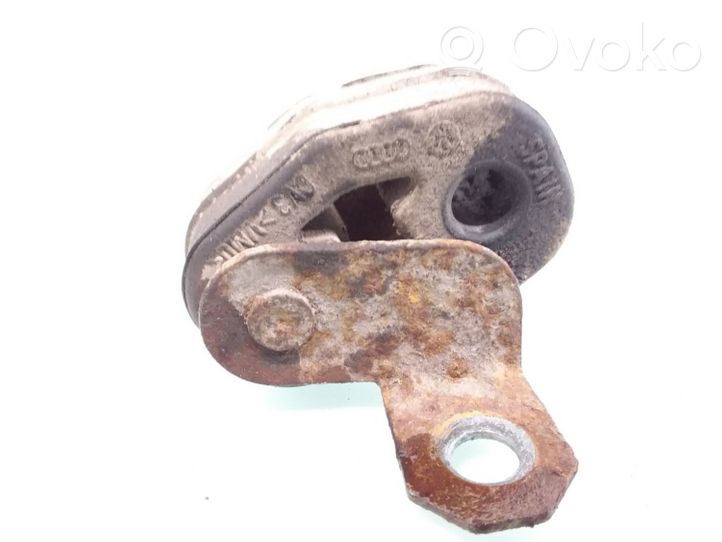 Seat Ibiza III (6L) Support / crochet de silencieux d'échappement 1H0253147B