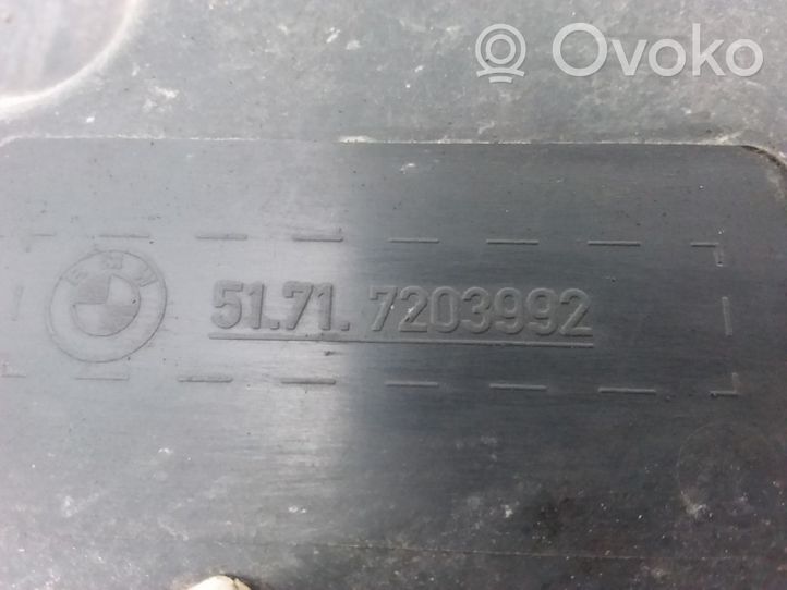 BMW 5 E60 E61 Osłona podwozia przednia 7203992