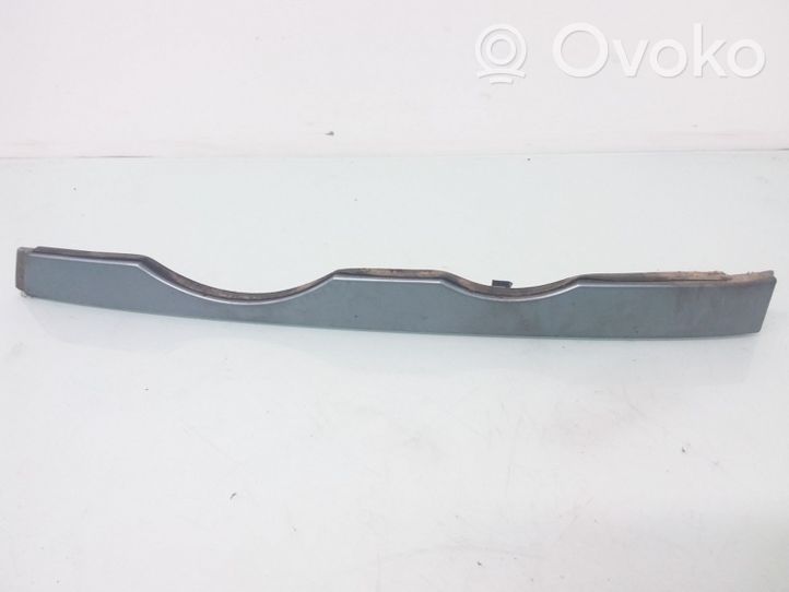 BMW X5 E53 Rivestimento sotto il faro/fanale 8402647