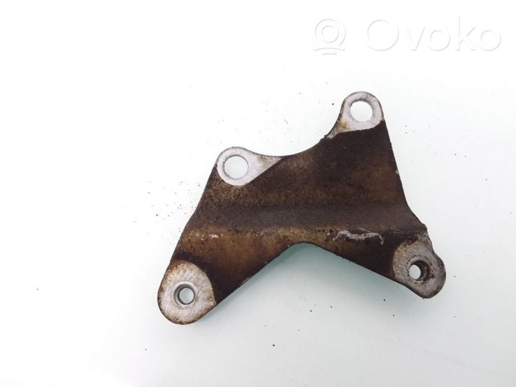 BMW X5 E53 Supporto di montaggio della pompa del servosterzo 2247599