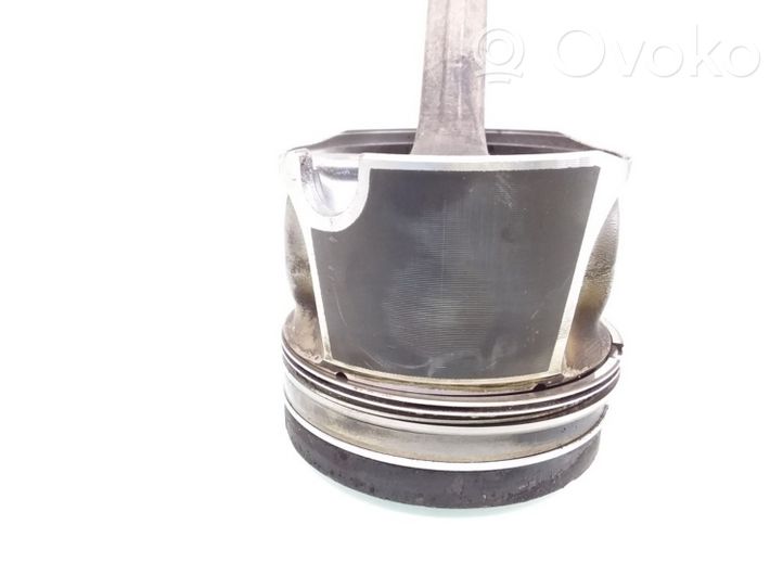 Volkswagen Polo Piston with connecting rod R075053