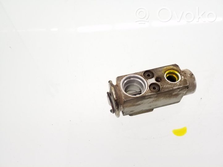 Opel Zafira B Klimaventil Expansionsventil 7011211