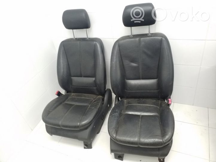 Mercedes-Benz ML W163 Seat set 
