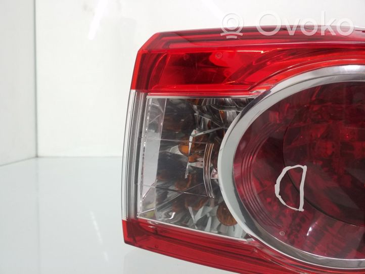 Toyota Corolla E140 E150 Lampa tylna AIP2ST09