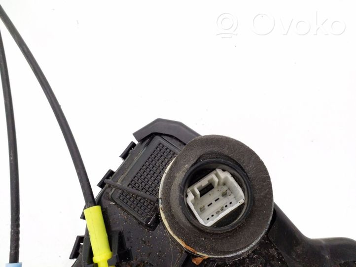 Toyota Corolla E140 E150 Front door lock 6927302100